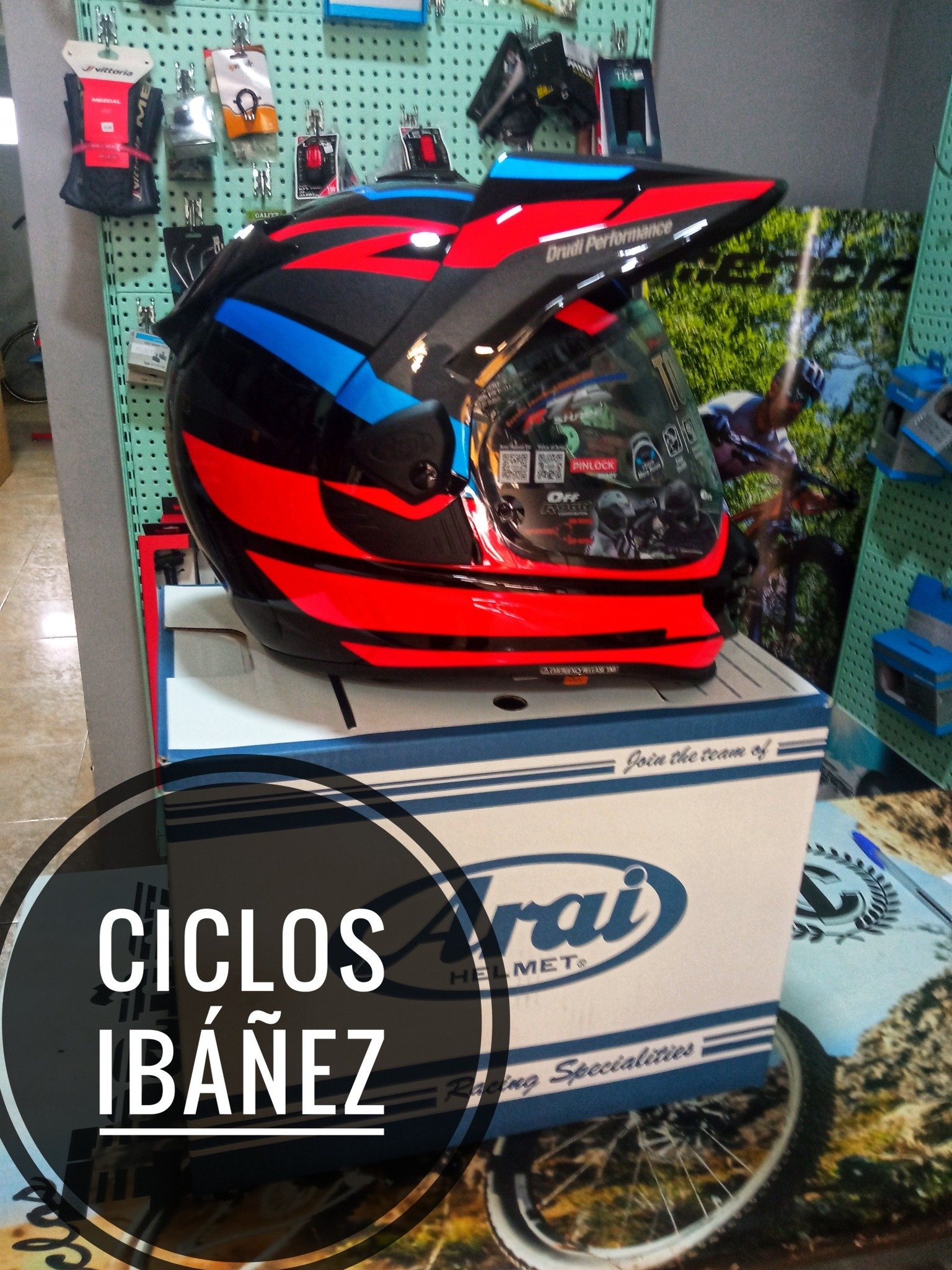 EN STOCK Casco ARAI TOUR-X5 Africa Twin honda rojo talla L